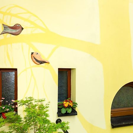 Pstrossova Vila - U Klasterni Zahrady Бехине Экстерьер фото